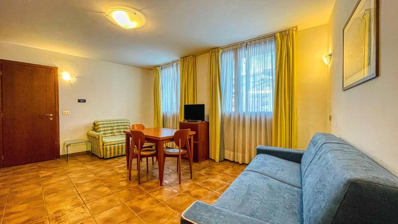 Appartamento Smith Arneis - Affitti Brevi Italia Bardonecchia Esterno foto